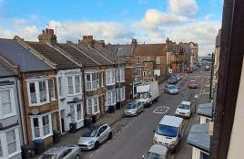 Richmond Cottage - Brand New 4BR Holiday Home, just 3 minutes from the beach with Pool Table and Free Parking - Foto 13