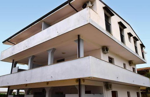 Nice Apartment In Palmi With Wifi - Foto 8