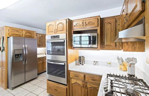 Wooded Retreat with game area and hot tub - Foto 11