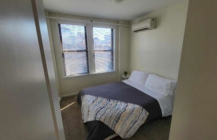 Heart of Detroit Gem! 2BR Apt - Photo 10