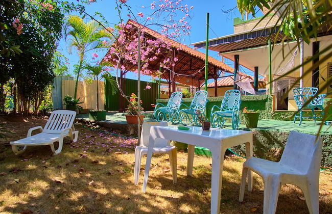 Villa in Cárdenas with swimming pool and garden - Photo 25