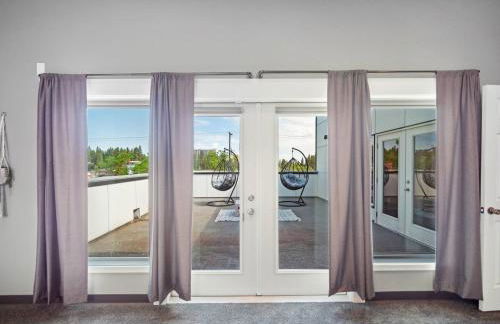 Modern Top Floor 2BR 1BA w Private Rooftop Patio South Hill Near Downtown - Foto 18