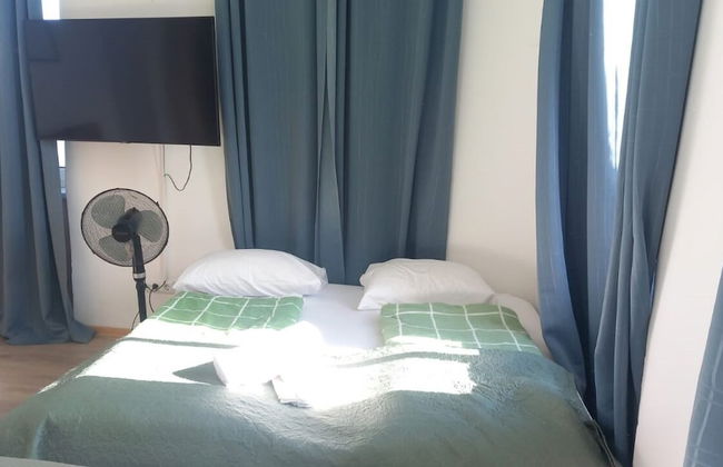 Cozy Room Shared Apt Millennium Tower - Photo 26