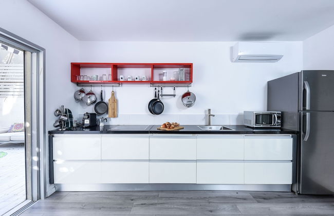 Beautiful Interior with Private Outdoor - Foto 5