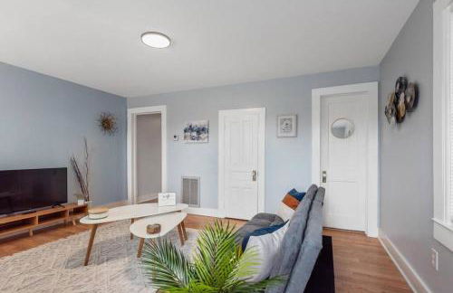 BOHO BUNGALOW - STEPS FROM HISTORIC DOWNTOWN APEX - Foto 17