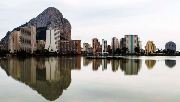 Vistas del Peñón desde las Salinas