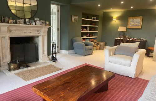 Stunning Countryside House with Pool and Hot Tub - Foto 3