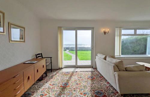 11 Shorecroft, Aldwick - Photo 5