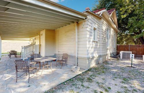 Downtown duplex with patio, enclosed backyard, washer/dryer, streaming, AC, WiFi - Foto 17