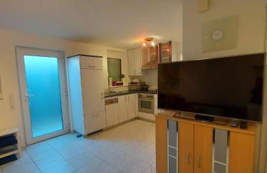 FeWo zwischen Freiburg und Europa Park Rust nur 200m zur S-Bahn - Foto 1