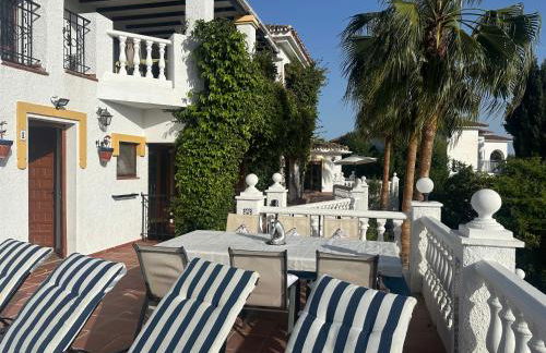 Casa Hermosa Mijas- 7 bedroom villa-sleeps 14 - Photo 5