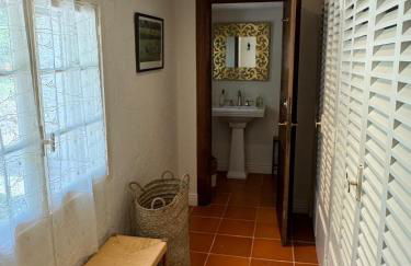 Superbe villa de 5 suites, climatisation, piscine, tennis, hauteurs de St Paul - Foto 79