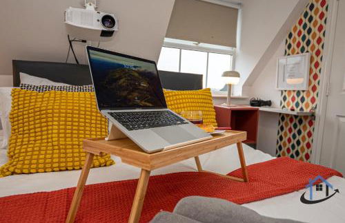 Garfield House, 3 bed house, sleeps 7, Nr Rushden Lakes, allocated parking, corporates welcome - Foto 20