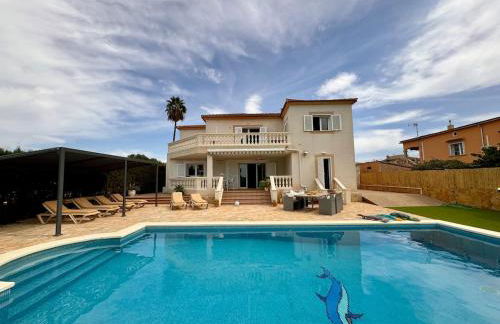 Schönes Ferienhaus Caesar mit großem Pool und Garten - Foto 37