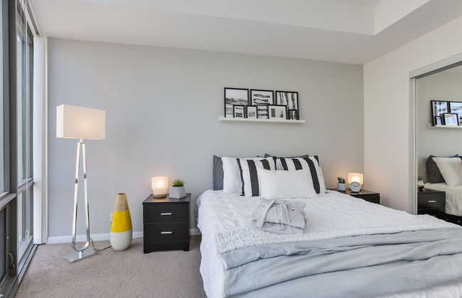 QuickStay - Luxury on Bay St. (Yonge & College) - Foto 5