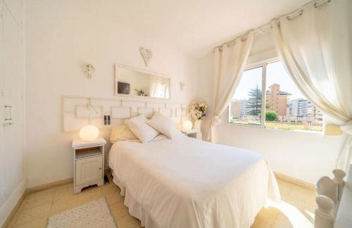 Sun-Drenched, Sea-View Apartment with Giant Patio! - Photo 63