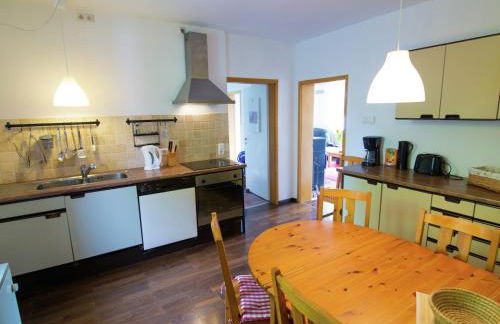 Geraumiges Ferienhaus in Hessen mit Garten - Foto 3