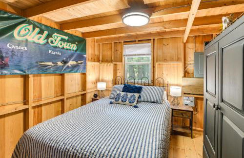 Riverfront Greenbush Studio with Porch and Views! - Foto 11