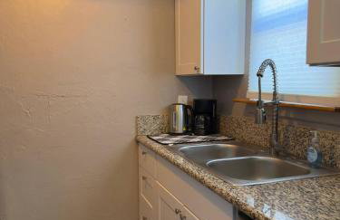 Gorgeous Remodeled 2 Bedroom - Foto 19