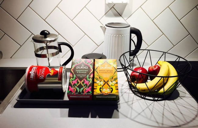 StayPlus Central Apt Balcony - Photo 6