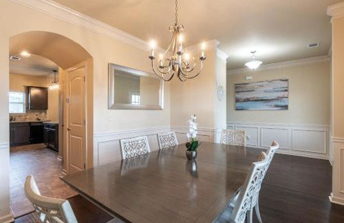 4-Bedroom Retreat with 5-Star Amenities - Foto 19