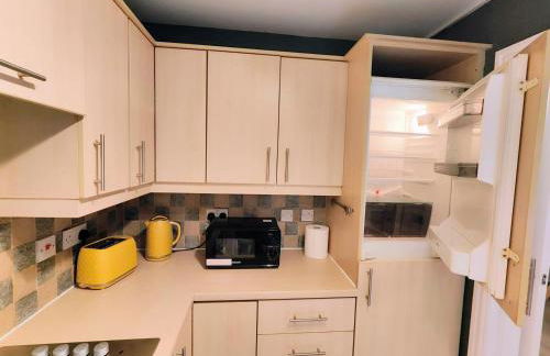 La Casita, Quarry - 2 bedroom Entire Apartment with Free Parking - Foto 12