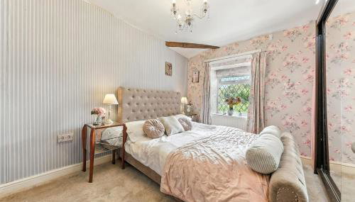 Clifford Cottage - Photo 2