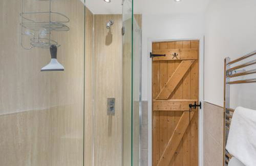 Pine Door - Photo 15