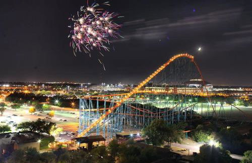 Walk to AT&T Stadium - Modern 2BR With Backyard - Foto 50