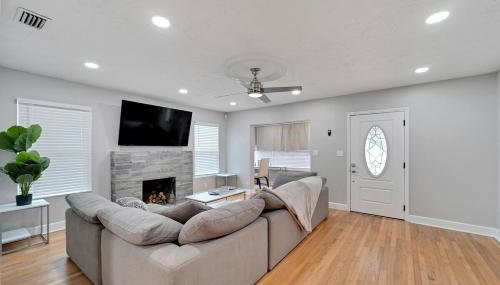 Poolside Paradise - Spacious - Peaceful Patio - Foto 1