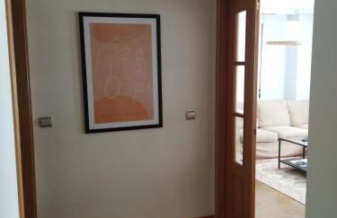 Céntrico apartamento Oviedo Parking y wifi gratuitos Admite mascotas - Foto 3