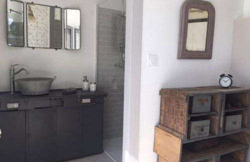 Le Nid du Héron, maison avec piscine chauffée privative au cœur de Nantes - Foto 24