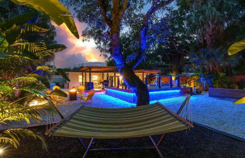 Swim, Dine, and Relax - Your private paradise awaits - Foto 3