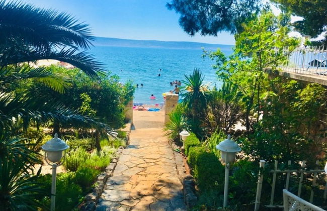 Helena - Beachfront - H - Photo 14