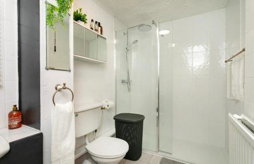 Woodhouse Stays for Contractor and Family Stay, Free Parking, Fast WiFi - Foto 72