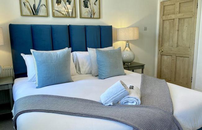 Dolls House - Luxury Townhouse - From 400 Per Night - Photo 50