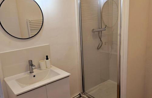 Paul Eluard - Maison au calme parking centre Tours - Foto 5