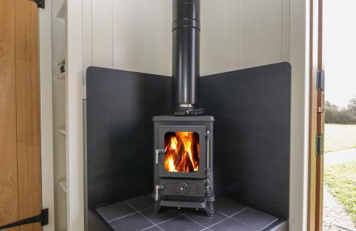 Blackthorn - Photo 2