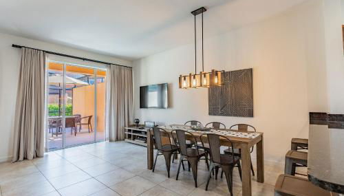 2 Suítes, Jacuzzi priv. perto da DISNEY - Foto 4