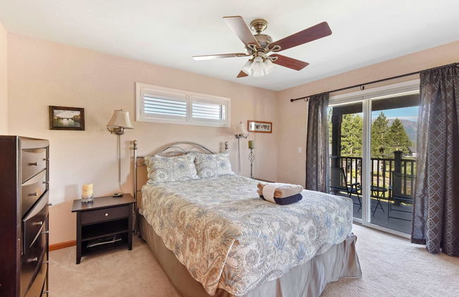 Mule Meadows Classy, Split Level South Tahoe Home! - Foto 5