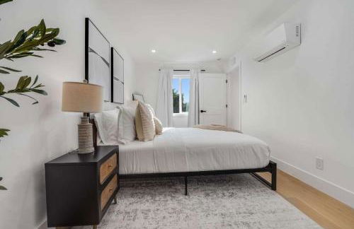 Brand New Apt w Parking Blocks from Downtown- B - Foto 10