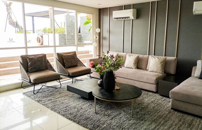 Modern Studio At Barsa City Apartment - Photo 1