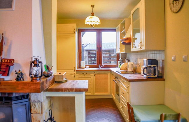 Holiday House by the Lake With a Fireplace - Photo 20