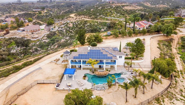 Le Grand Bleu by Avantstay Luxury Hilltop Estate - Foto 4, Interior