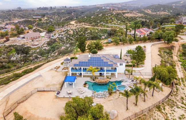 Le Grand Bleu by Avantstay Luxury Hilltop Estate - Foto 4