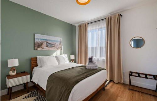 Brand-New Beach Retreat Hot Tub Sleeps 13 - Foto 25