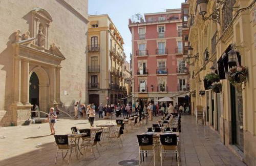 CHARLOT Center Apartment I by SunCastle apartamentos - Foto 27