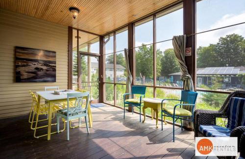 Lake Life Getaway - Condo near downtown! - Foto 5