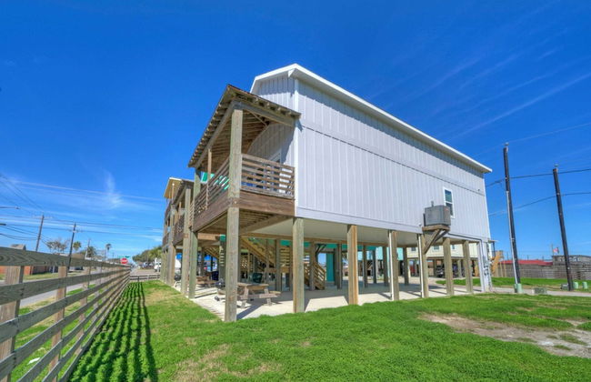 Sleeps 26 2 Homes w/ Waterfront Pool + Boat Dock Laguna Village Escape - Foto 43