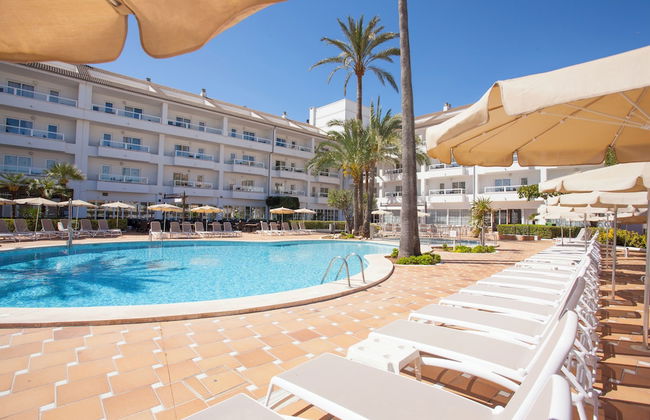 Grupotel Alcudia Suite - Photo 18